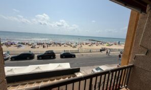 OPPORTUNITY! 1st Line Renovated Apartment in Los Locos Beach, Torrevieja. Ref:ks5189